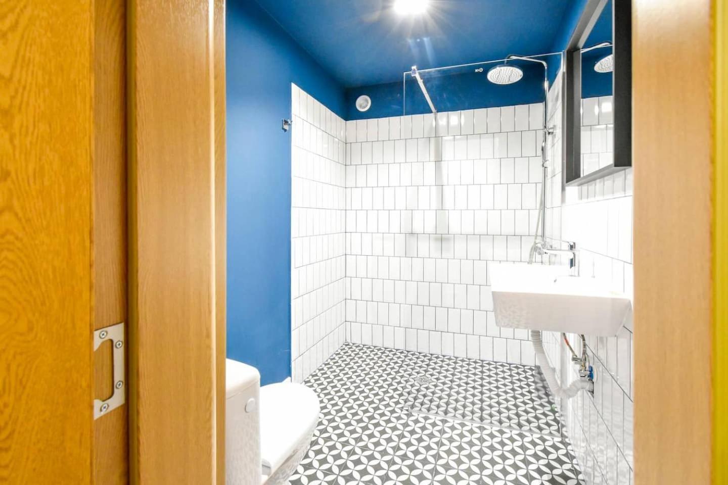 Super Fresh! 3Bdr Apartment In Sofia Center'S Artistic Area Eksteriør bilde